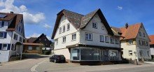 Ansicht Ost S�d Sanierungsbed�rftiges Wohn- und Gesch�ftshaus mit Ausbaupotenzial