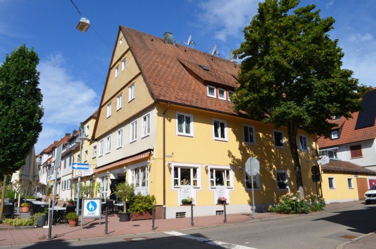 Ost-S�d-Ansicht Freudenstadt Haus Attraktive Wohn- und Gewerbeimmobilie in gut frequentierter Lage