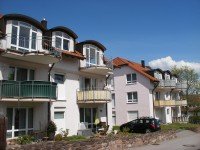 Hauptbild Gepflegte Wohnung mit Einbauk�che, Balkon und Tiefgaragenstellplatz