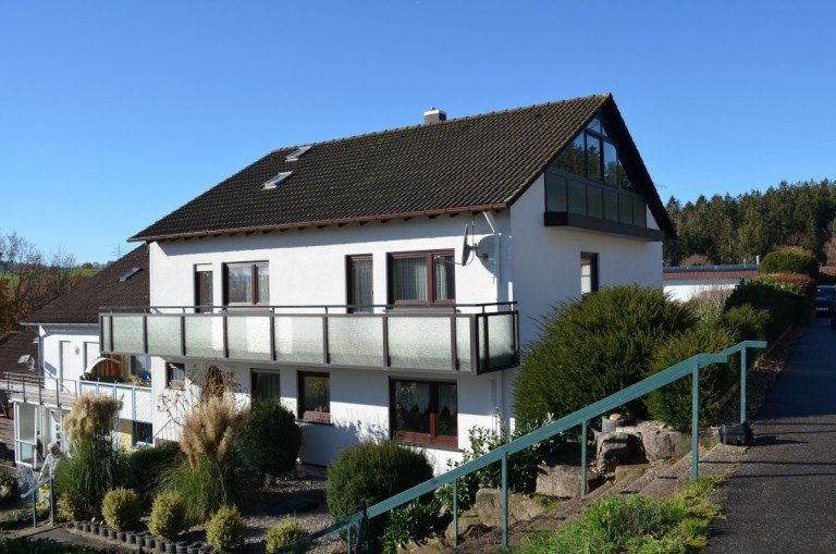 DSC_1696 Freudenstadt Reihenendhaus Familienfreundliches Reihenendhaus mit Garten, Balkon und 3 Garagen