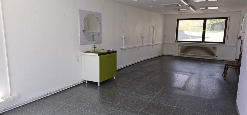 Ehemaliger Friseursalon Zweifamilienhaus Lo�burg