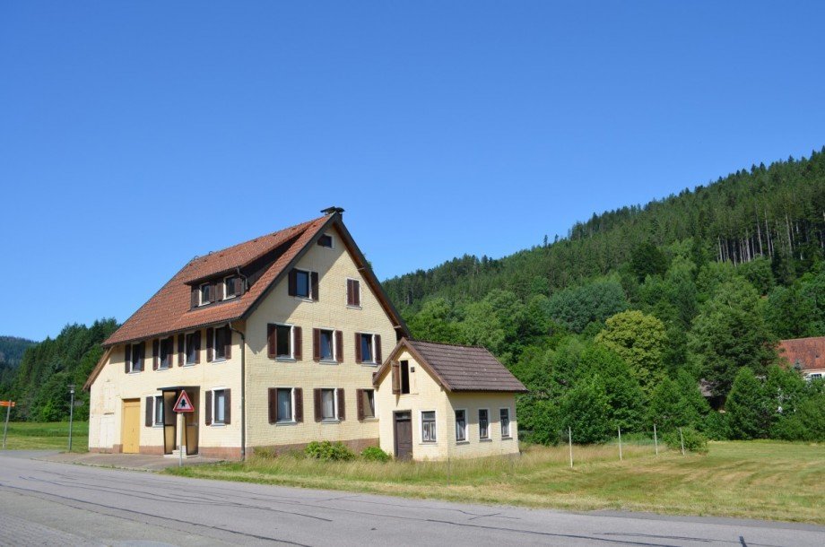 Hausansicht von der Stra�e Haus Baiersbronn