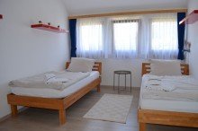 Zimmer im 2. Obergeschoss Ger�umiges Zuhause mit beeindruckender Aussicht, gro�en Balkonen und Terrasse