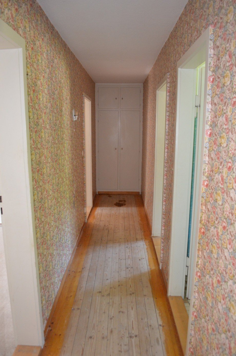 Flur 1. OG Haus Baiersbronn