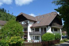 Hauptbild Attraktive Wohnung mit S�dbalkon, TG-Stellplatz und 2 Einzelgaragen